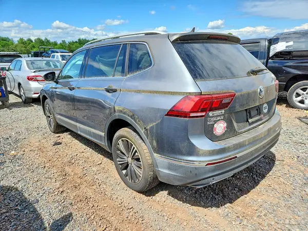 3VV2B7AX8KM134196 2019 VOLKSWAGEN TIGUAN - Image 2