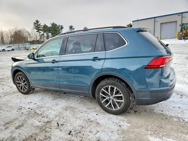 3VV2B7AX8KM135879 2019 VOLKSWAGEN TIGUAN - Image 2