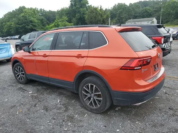 3VV2B7AX8KM138345 2019 VOLKSWAGEN TIGUAN - Image 2