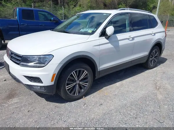 3VV2B7AX8KM160426 2019 VOLKSWAGEN TIGUAN - Image 2