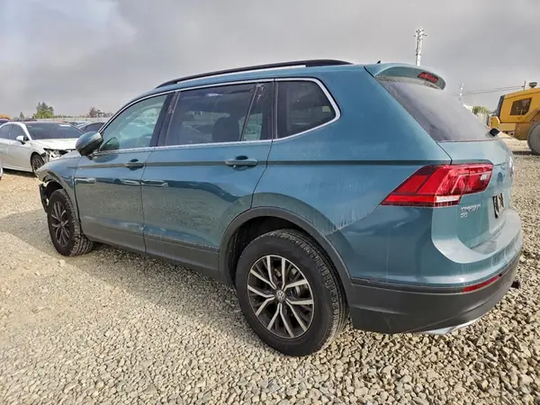 3VV2B7AX8KM180305 2019 VOLKSWAGEN TIGUAN - Image 2