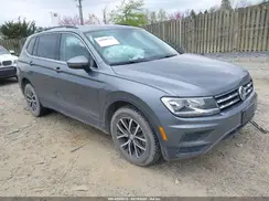 3VV2B7AX8KM180854 2019 VOLKSWAGEN TIGUAN