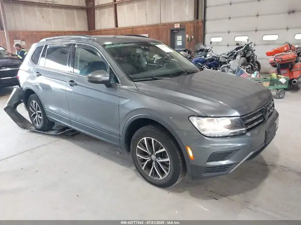 3VV2B7AX8KM181499 2019 VOLKSWAGEN TIGUAN - Image 1