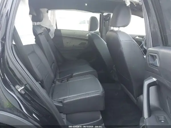 3VV2B7AX8KM182278 2019 VOLKSWAGEN TIGUAN - Image 8