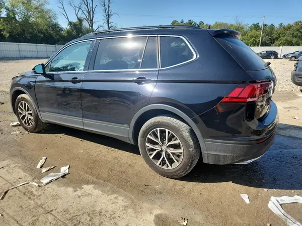 3VV2B7AX8KM183558 2019 VOLKSWAGEN TIGUAN - Image 2