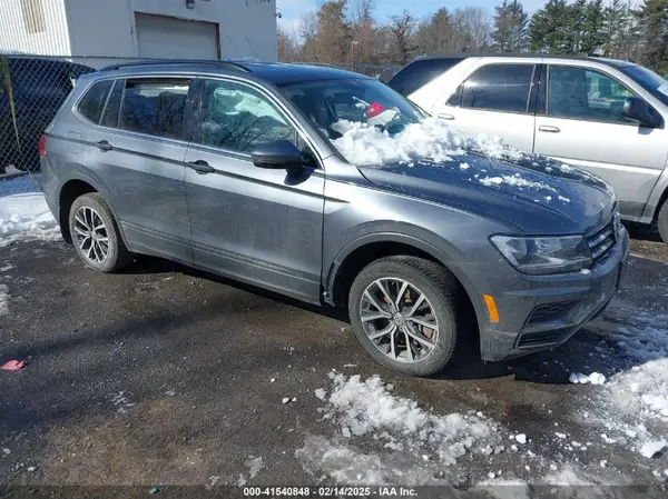 3VV2B7AX8KM187206 2019 VOLKSWAGEN TIGUAN - Image 1