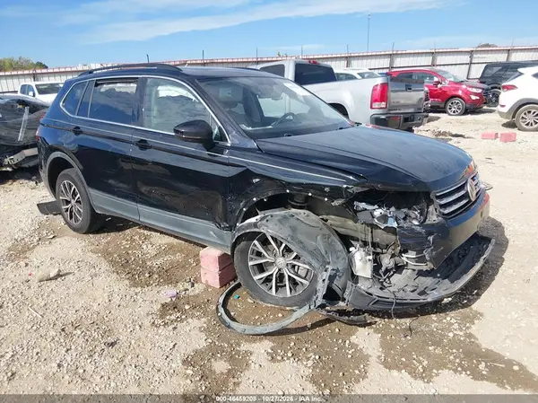 3VV2B7AX8KM198237 2019 VOLKSWAGEN TIGUAN - Image 1