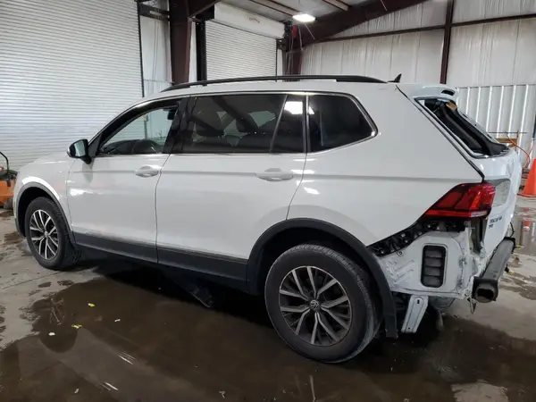 3VV2B7AX8LM008891 2020 VOLKSWAGEN TIGUAN - Image 2