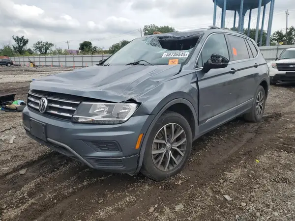 3VV2B7AX8LM010561 2020 VOLKSWAGEN TIGUAN - Image 1