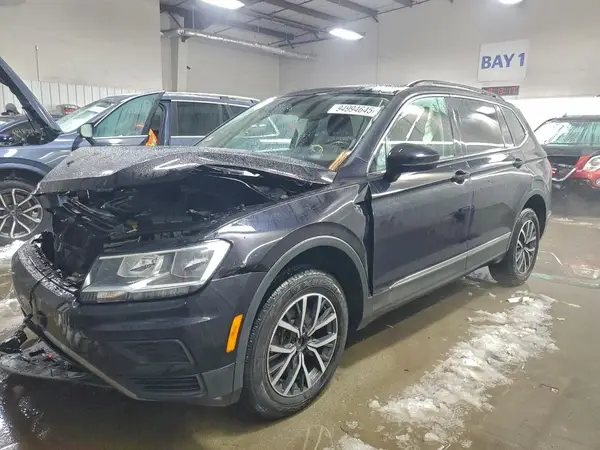 3VV2B7AX8LM011743 2020 VOLKSWAGEN TIGUAN - Image 1