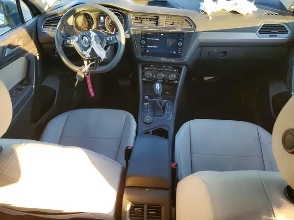 3VV2B7AX8LM020975 2020 VOLKSWAGEN TIGUAN - Image 8