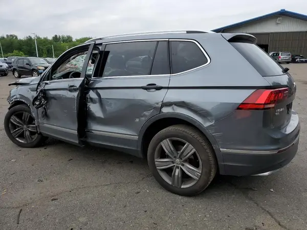 3VV2B7AX8LM022208 2020 VOLKSWAGEN TIGUAN - Image 2