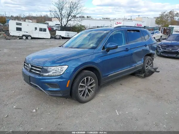 3VV2B7AX8LM034861 2020 VOLKSWAGEN TIGUAN - Image 2