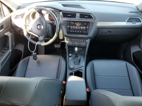 3VV2B7AX8LM035413 2020 VOLKSWAGEN TIGUAN - Image 8