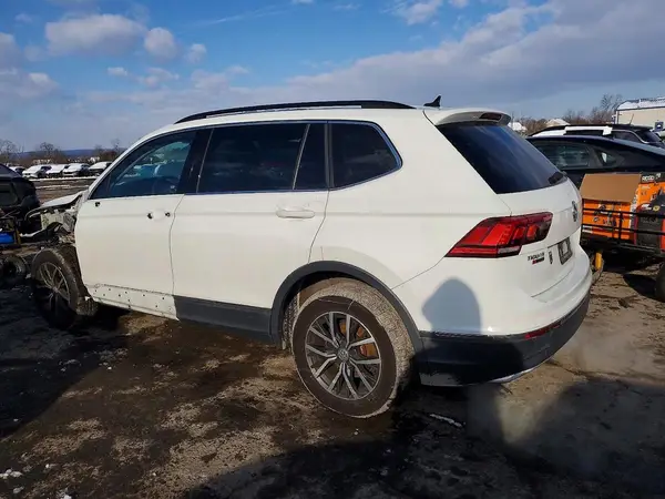 3VV2B7AX8LM039347 2020 VOLKSWAGEN TIGUAN - Image 2