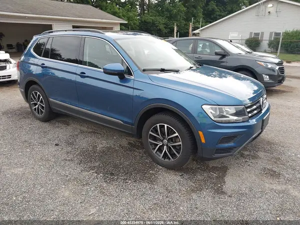 3VV2B7AX8LM052583 2020 VOLKSWAGEN TIGUAN - Image 1