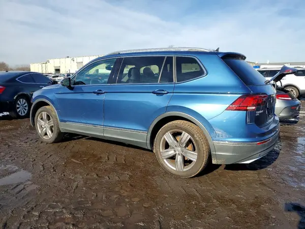 3VV2B7AX8LM070842 2020 VOLKSWAGEN TIGUAN - Image 2