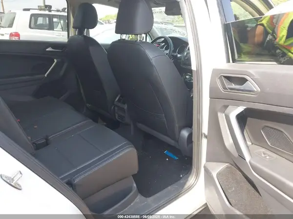 3VV2B7AX8LM091819 2020 VOLKSWAGEN TIGUAN - Image 8