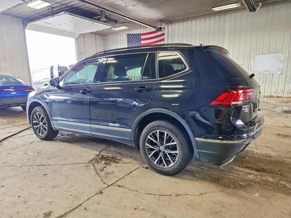 3VV2B7AX8LM092131 2020 VOLKSWAGEN TIGUAN - Image 2