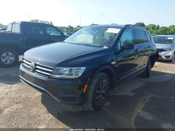 3VV2B7AX8LM101510 2020 VOLKSWAGEN TIGUAN - Image 2