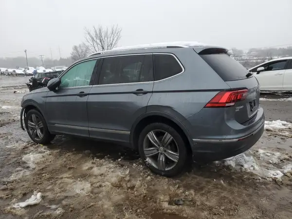 3VV2B7AX8LM113415 2020 VOLKSWAGEN TIGUAN - Image 2