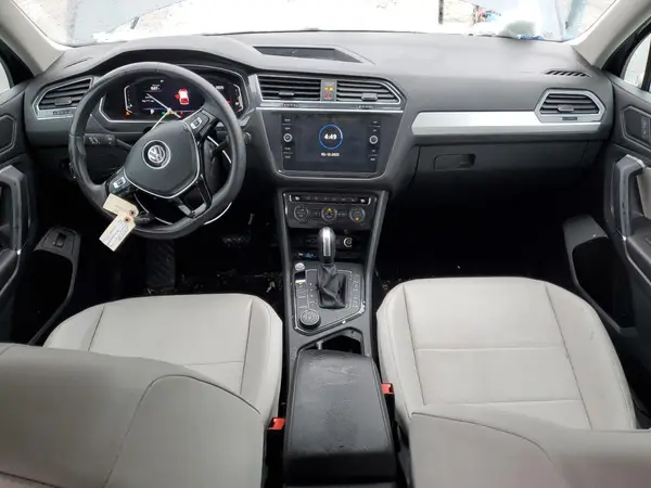 3VV2B7AX8LM113415 2020 VOLKSWAGEN TIGUAN - Image 8