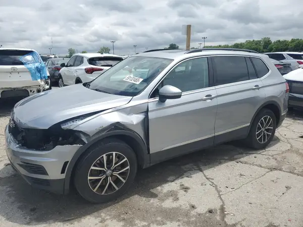 3VV2B7AX8LM119618 2020 VOLKSWAGEN TIGUAN - Image 1