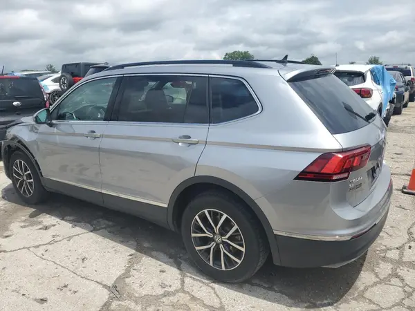 3VV2B7AX8LM119618 2020 VOLKSWAGEN TIGUAN - Image 2