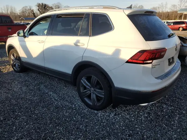 3VV2B7AX8LM120042 2020 VOLKSWAGEN TIGUAN - Image 2