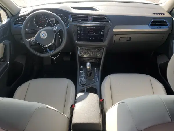 3VV2B7AX8LM133759 2020 VOLKSWAGEN TIGUAN - Image 8