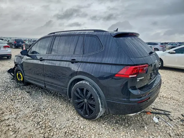 3VV2B7AX8LM134930 2020 VOLKSWAGEN TIGUAN - Image 2
