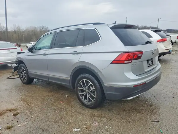 3VV2B7AX8LM141005 2020 VOLKSWAGEN TIGUAN - Image 2