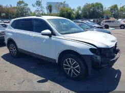 3VV2B7AX8LM146883 2020 VOLKSWAGEN TIGUAN