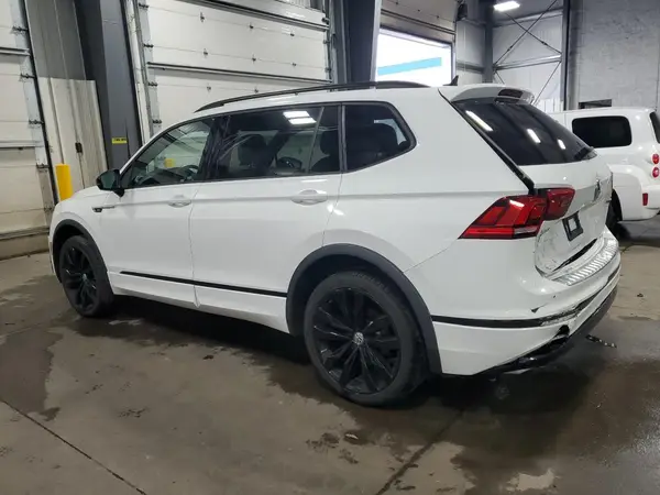 3VV2B7AX8LM177891 2020 VOLKSWAGEN TIGUAN - Image 2