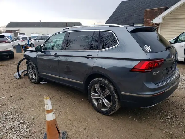 3VV2B7AX8LM182086 2020 VOLKSWAGEN TIGUAN - Image 2
