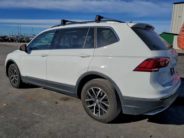3VV2B7AX8MM086735 2021 VOLKSWAGEN TIGUAN - Image 2