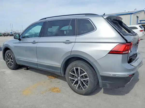 3VV2B7AX8MM089487 2021 VOLKSWAGEN TIGUAN - Image 2