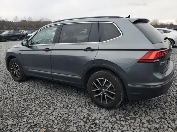 3VV2B7AX8MM090638 2021 VOLKSWAGEN TIGUAN - Image 2