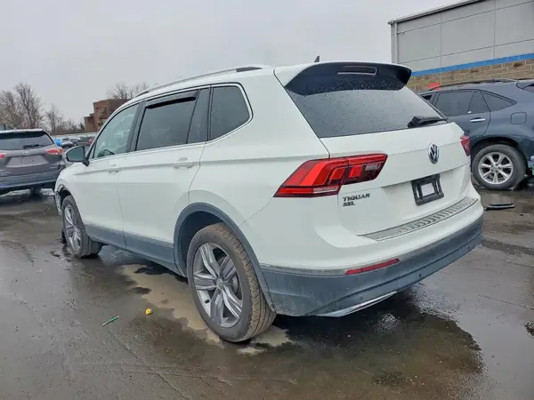 3VV2B7AX8MM104845 2021 VOLKSWAGEN TIGUAN - Image 2