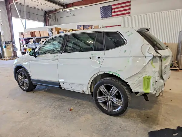 3VV2B7AX8MM109978 2021 VOLKSWAGEN TIGUAN - Image 2