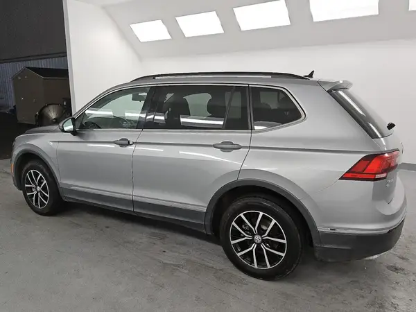 3VV2B7AX8MM126909 2021 VOLKSWAGEN TIGUAN - Image 2