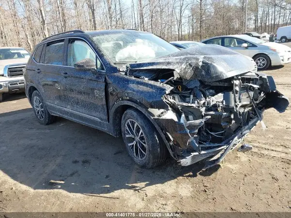 3VV2B7AX8MM138946 2021 VOLKSWAGEN TIGUAN - Image 1