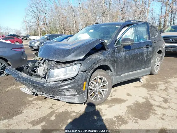 3VV2B7AX8MM138946 2021 VOLKSWAGEN TIGUAN - Image 2