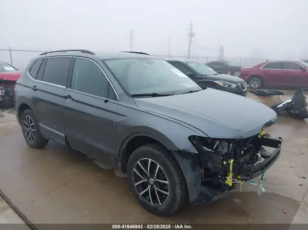 3VV2B7AX8MM143189 2021 VOLKSWAGEN TIGUAN - Image 1