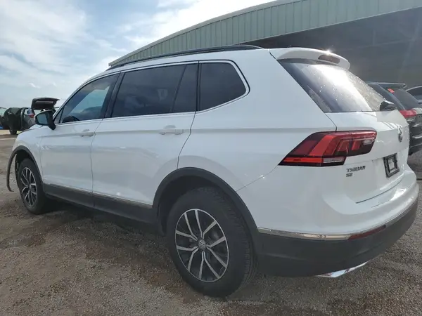 3VV2B7AX8MM153799 2021 VOLKSWAGEN TIGUAN - Image 2