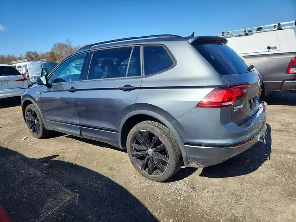 3VV2B7AX8MM154130 2021 VOLKSWAGEN TIGUAN - Image 2