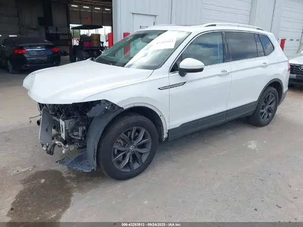 3VV2B7AX8NM034006 2022 VOLKSWAGEN TIGUAN - Image 2