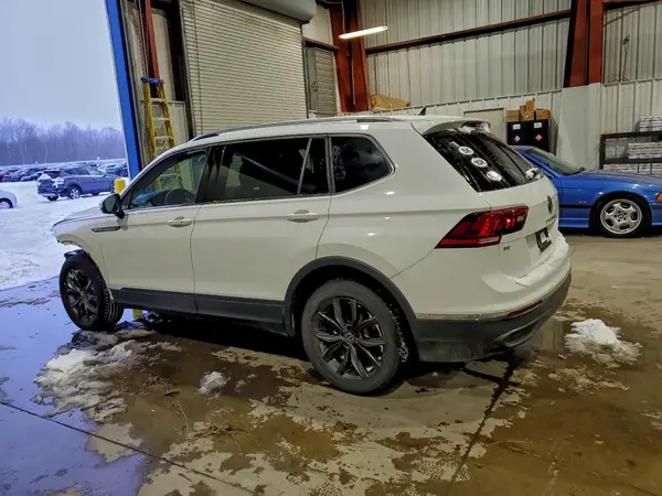 3VV2B7AX8NM035088 2022 VOLKSWAGEN TIGUAN - Image 2