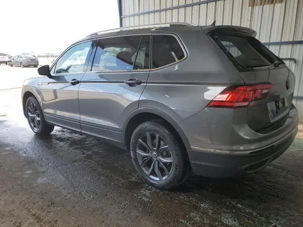 3VV2B7AX8NM123767 2022 VOLKSWAGEN TIGUAN - Image 2