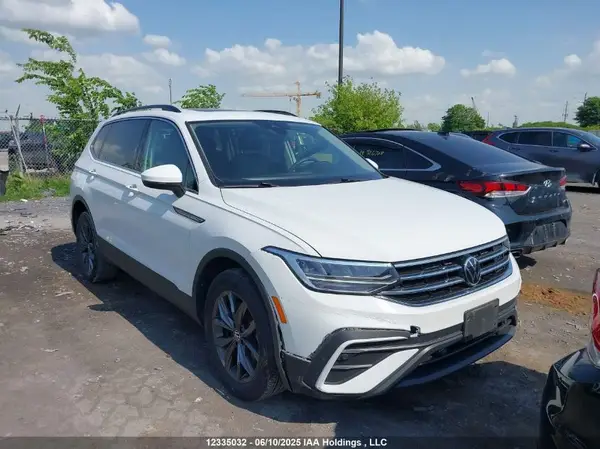 3VV2B7AX8NM130654 2022 VOLKSWAGEN TIGUAN - Image 1